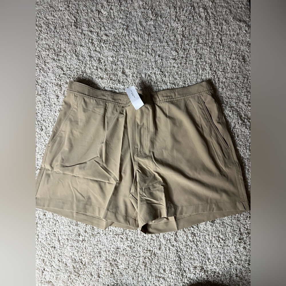 American Eagle Outfitters Men’s Khaki Tan Shorts